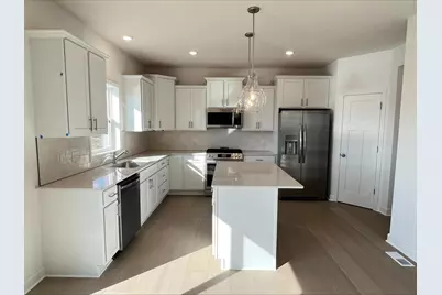 7621 Lotus Lane, Lino Lakes, MN 55038 - Photo 4