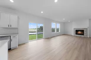 7621 Lotus Ln, Lino Lakes, MN 55014 - Photo 6