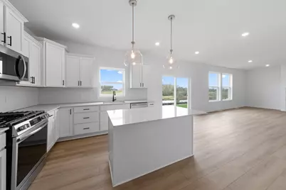 7621 Lotus Lane, Lino Lakes, MN 55014 - Photo 4