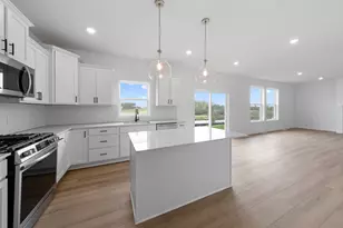 7621 Lotus Ln, Lino Lakes, MN 55014 - Photo 4