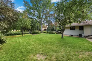 10133 Johnson Cir, Bloomington, MN 55437 - Photo 28