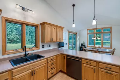 200 Mapleridge Drive, Mankato, MN 56001 - Photo 12