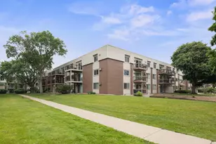 2800 Hillsboro Ave N, New Hope, MN 55427 - Photo 28