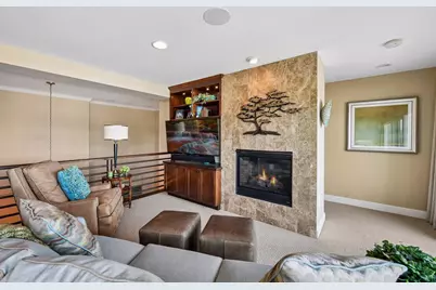 875 Lake Street N #401, Wayzata, MN 55391 - Photo 30