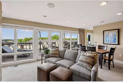 875 Lake Street N #401, Wayzata, MN 55391 - Photo 32
