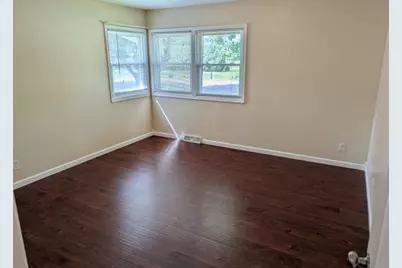 851 4th Avenue SE, Wells, MN 56097 - Photo 12