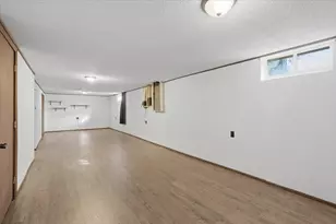 272 Glenmont Rd, River Falls, WI 54022 - Photo 24