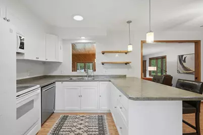 272 Glenmont Road, River Falls, WI 54022 - Photo 4