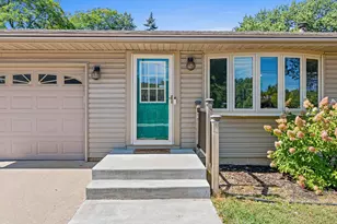 6810 Brookview Dr NE, Fridley, MN 55432 - Photo 28