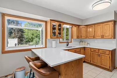 6810 Brookview Drive NE, Fridley, MN 55432 - Photo 8