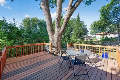 180 Grenadier Avenue N, Oakdale, MN 55128 - Photo 36