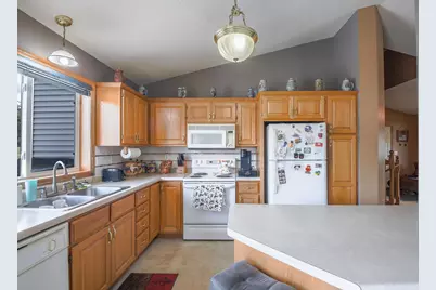 715 Prairie Lane, Sauk Rapids, MN 56379 - Photo 6