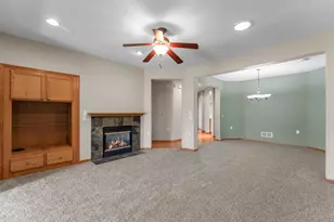 7447 Timber Crest Dr S, Cottage Grove, MN 55016 - Photo 14