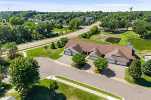 7447 Timber Crest Dr S, Cottage Grove, MN 55016 - Photo 4