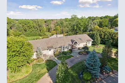 330 Peavey Road, Wayzata, MN 55391 - Photo 4