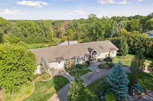 330 Peavey Rd, Wayzata, MN 55391 - Photo 4