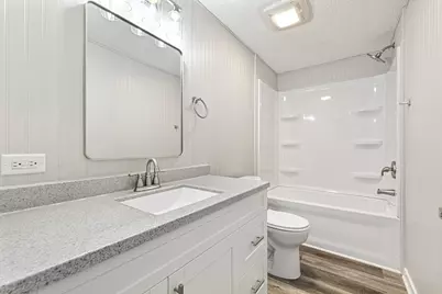 104 Central Avenue S, Dodge Center, MN 55927 - Photo 18