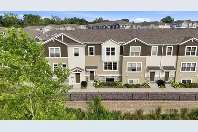 2217 Gateway Curve, North Saint Paul, MN 55109 - Photo 2