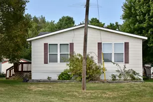 708 1st St E, Milaca, MN 56353 - Photo 10