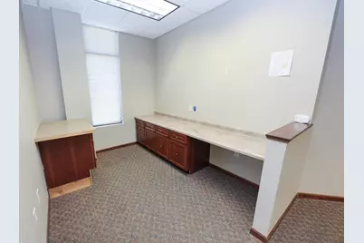 507 N Nokomis Street #D, Alexandria, MN 56308 - Photo 8
