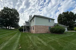 5135 Balmoral Ln, Bloomington, MN 55437 - Photo 2