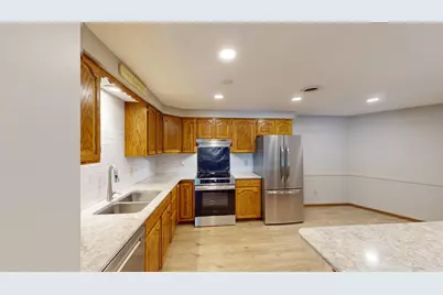 808 Lake Chapeau Drive #105, Albert Lea, MN 56007 - Photo 4