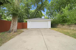 7545 Vincent Ave S, Richfield, MN 55423 - Photo 24