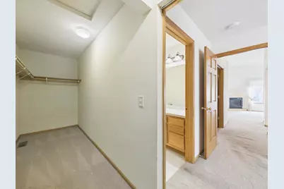 920 Evergreen Court, Vadnais Heights, MN 55127 - Photo 32