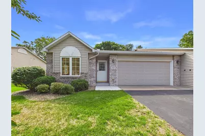 920 Evergreen Court, Vadnais Heights, MN 55127 - Photo 38