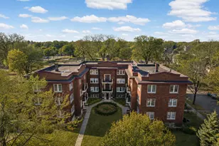127 Lexington Parkway S, Saint Paul, MN 55105 - Photo 1