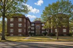 127 Lexington Parkway S, Saint Paul, MN 55105 - Photo 2
