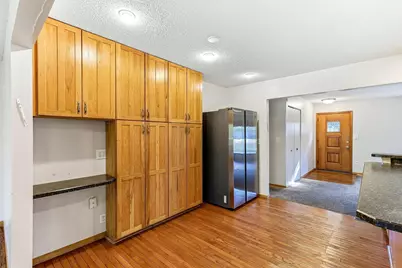 8500 Quinn Avenue S, Bloomington, MN 55437 - Photo 10