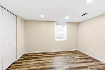 8500 Quinn Avenue S, Bloomington, MN 55437 - Photo 32