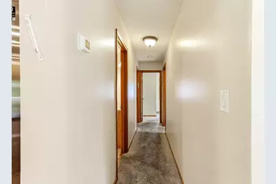 8500 Quinn Avenue S, Bloomington, MN 55437 - Photo 18