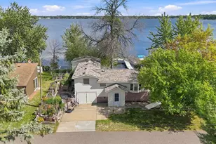 21327 Old Lake George Blvd, Oak Grove, MN 55303 - Photo 2
