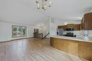 6665 13th St Ct N, Oakdale, MN 55128 - Photo 6