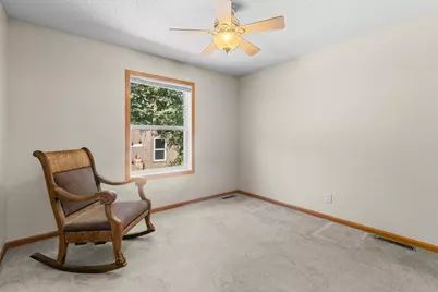 379 Wheelock Parkway E, Saint Paul, MN 55130 - Photo 20