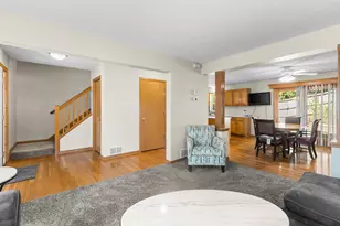 379 Wheelock Parkway E, Saint Paul, MN 55130 - Photo 8