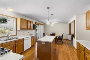 379 Wheelock Parkway E, Saint Paul, MN 55130 - Photo 12