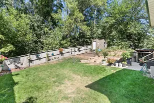 379 Wheelock Parkway E, Saint Paul, MN 55130 - Photo 30