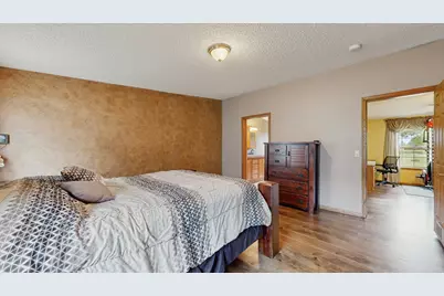 20210 County Road 2, Silver Lake, MN 55381 - Photo 14