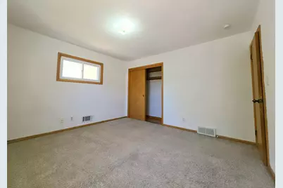 1515 Birmingham Street, Saint Paul, MN 55106 - Photo 10