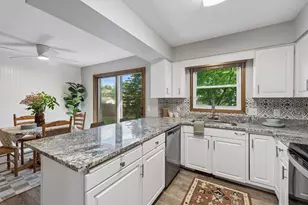 2708 Boone Ave N, New Hope, MN 55427 - Photo 18