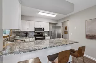 2708 Boone Ave N, New Hope, MN 55427 - Photo 12