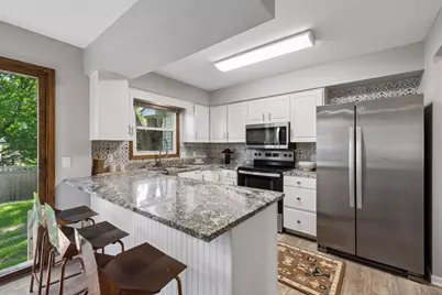 2708 Boone Avenue N, New Hope, MN 55427 - Photo 14