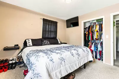 1921 N 10th Avenue N, Moorhead, MN 56560 - Photo 18
