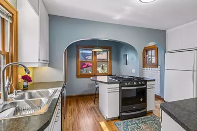 2761 Zenith Avenue N, Robbinsdale, MN 55422 - Photo 12
