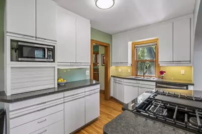 2761 Zenith Avenue N, Robbinsdale, MN 55422 - Photo 14