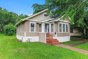 1812 Minnehaha Ave E, Saint Paul, MN 55119 - Photo 1