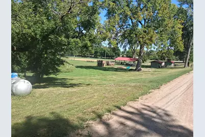 410 W Pleasant Avenue, Elizabeth, MN 56533 - Photo 4